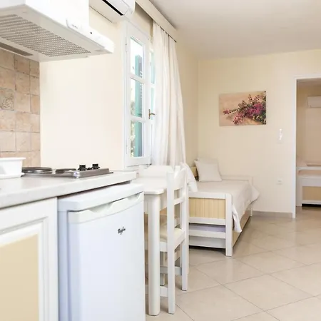 Harmony Aparthotel Agia Anna (Naxos)