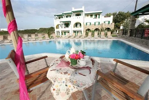 Harmony Hotel apartamentowy Agia Anna (Naxos)